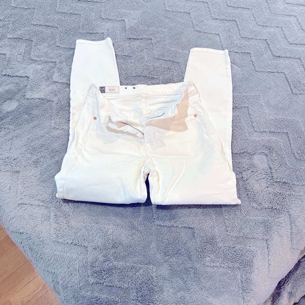 GAP Women's white Skinny Jeans